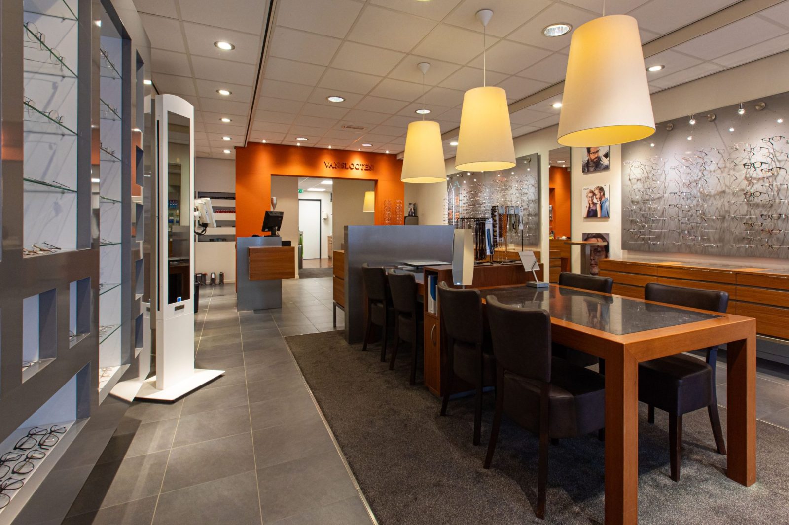 De winkel van Van Slooten opticiens